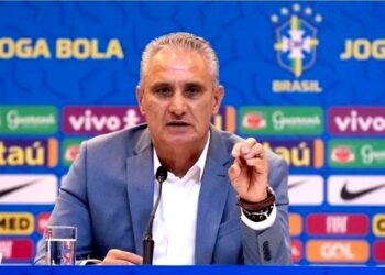 Técnico Tite faz convocação para próximos jogos da seleção brasileira