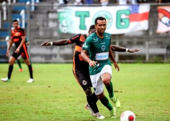 Felipe Baiano avalia reestreia pelo Manaus e projeta duelo na Copa do Brasil