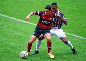 Campeonato Carioca Fluminense e Flamengo decide o título hoje