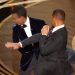 Will Smith dá tapa na cara de Chris Rock durante o Oscar 2022