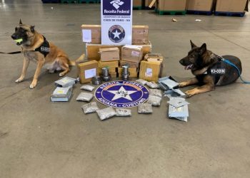 Drogas escondidas em peças de aço são apreendidas em aeroporto de Manaus