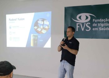 Saúde realiza capacitação para apresentar novo inseticida para combate ao mosquito da dengue