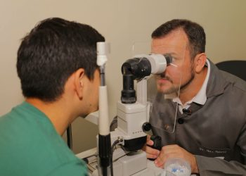 Dia do oftalmologista: especialista da SES-AM reforça cuidados com a saúde ocula