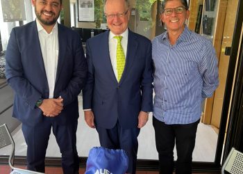Reitor da UEA estreita relações com universidades dos EUA