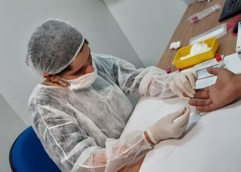 FMT-HVD promove ação de testagem para ISTs na rodoviária de Manaus