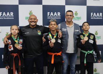 Atletas de projeto social de jiu-jitsu conquistam ouro para o Amazonas em competição nacional