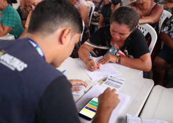 Auxílio Estadual Enchente está disponível para 40 mil famílias em 12 municípios.