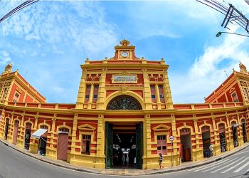 Mercado Adolpho Lisboa comemora 139 anos com apresentações musicais em Manaus