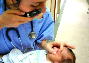 Teste do Olhinho em recém-nascidos deverão ser obrigatório nas maternidades do AM