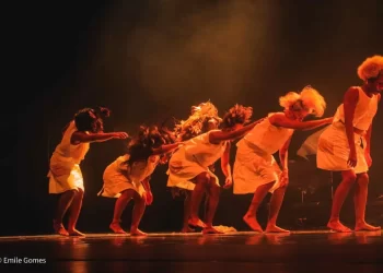 Amazonas Band e Corpo de Dança do Amazonas fazem show gratuito com Márcia Siqueira no Dia da Cultura