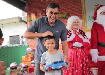 Governador Wilson Lima dá início ao ‘Natal Itinerante’, que passará por bairros, instituições filantrópicas e municípios