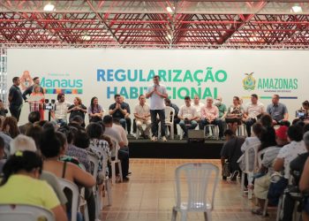 Governador Wilson Lima entrega o Habite-se de 9 mil unidades habitacionais do conjunto Nova Cidade