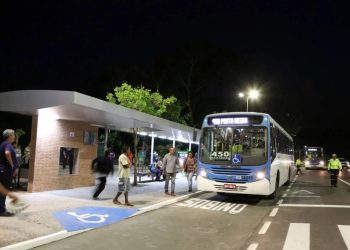 Prefeitura de Manaus reforça linhas de ônibus para festividades do Réveillon 2023