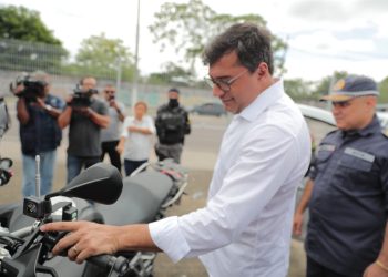 Wilson Lima entrega 68 novas viaturas e mais de 4 mil equipamentos aos profissionais da Segurança Pública