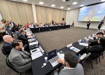 No Fórum Nacional de Secretários e Dirigentes de Turismo, Amazonas discute avanços no setor