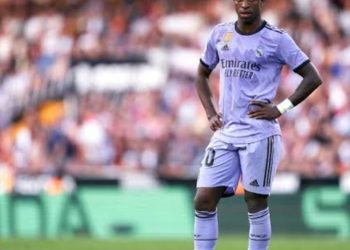 Real Madrid denuncia crimes de ódio e discriminação contra Vinícius Jr. ao Ministério Público espanhol