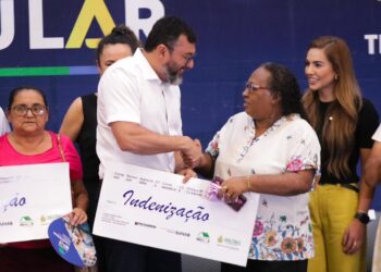 Prosamin+: Wilson Lima libera novas indenizações e reassentamentos já beneficiam 1,2 mil famílias