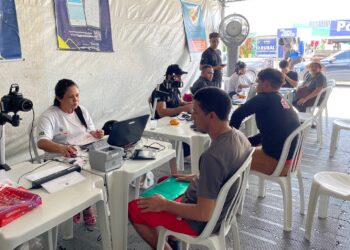 Governo do Amazonas realiza mutirão para entrega de Carteira de Identidade Nacional em Manaus