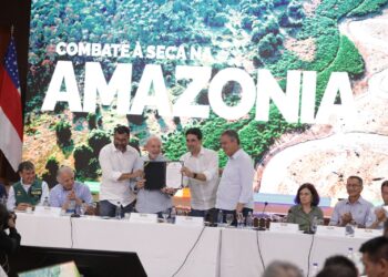 Atendendo a pedido de Wilson Lima, Governo Federal assina termos para pavimentação de trecho da BR-319 e início de dragagem no Amazonas
